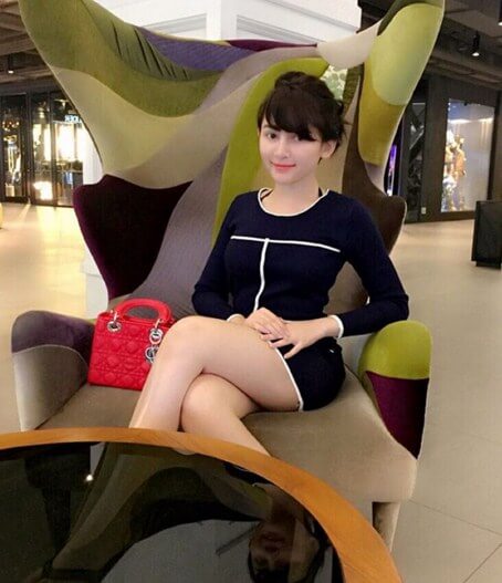 Foto Seksi Winny Putri Lubis Tanpa Sensor
